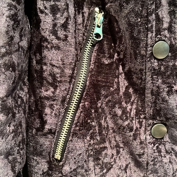 ❤️SOLD❤️We The Free Indigo Coloured Plush Jacket - Picture 2 of 9